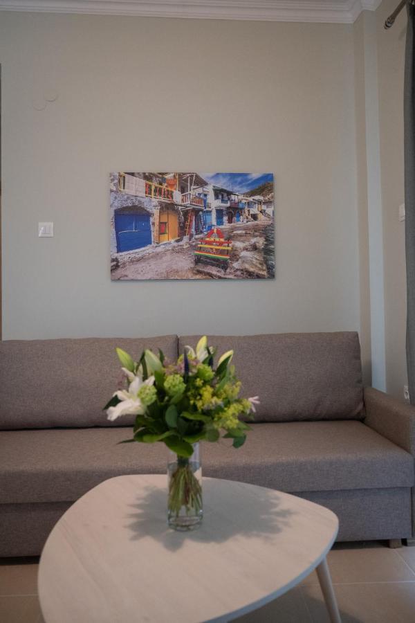 Zoe Seaview Apartment By Rentalspro - Nea Moudania Halkidiki Esterno foto