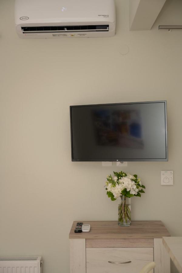 Zoe Seaview Apartment By Rentalspro - Nea Moudania Halkidiki Esterno foto